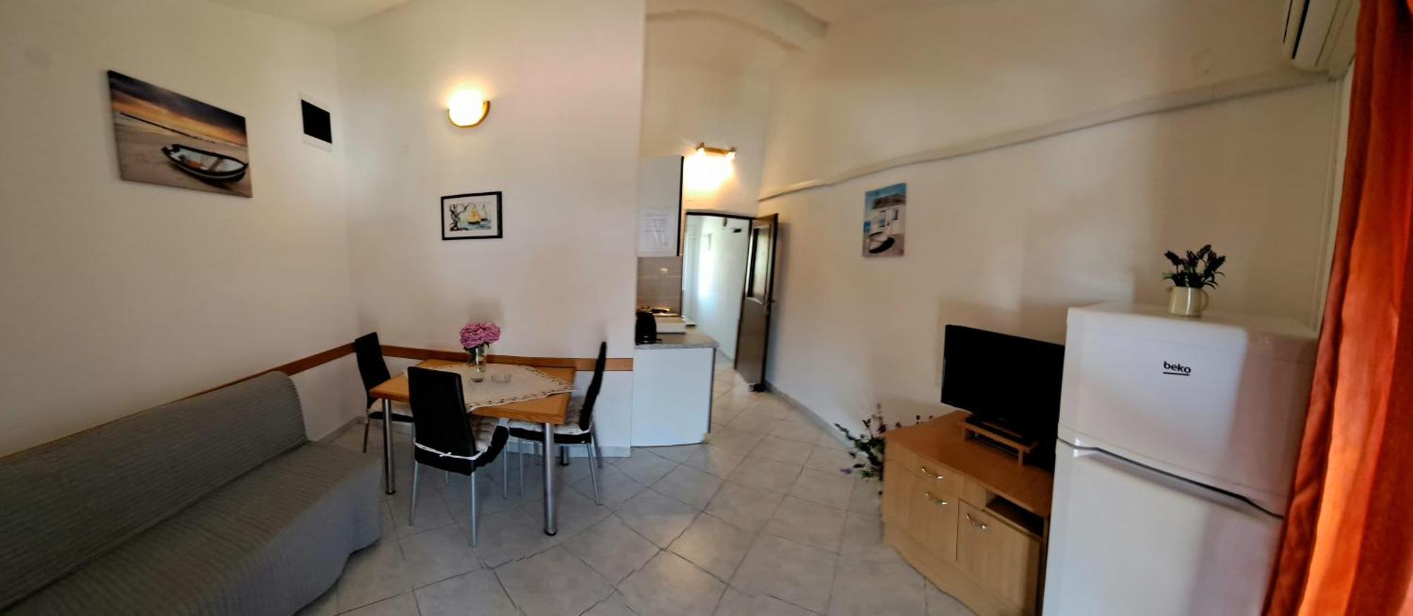Apartments Toni Trogir Exterior foto